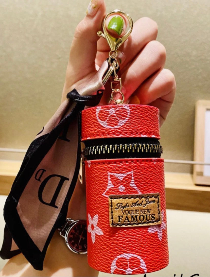 Bucket keychain