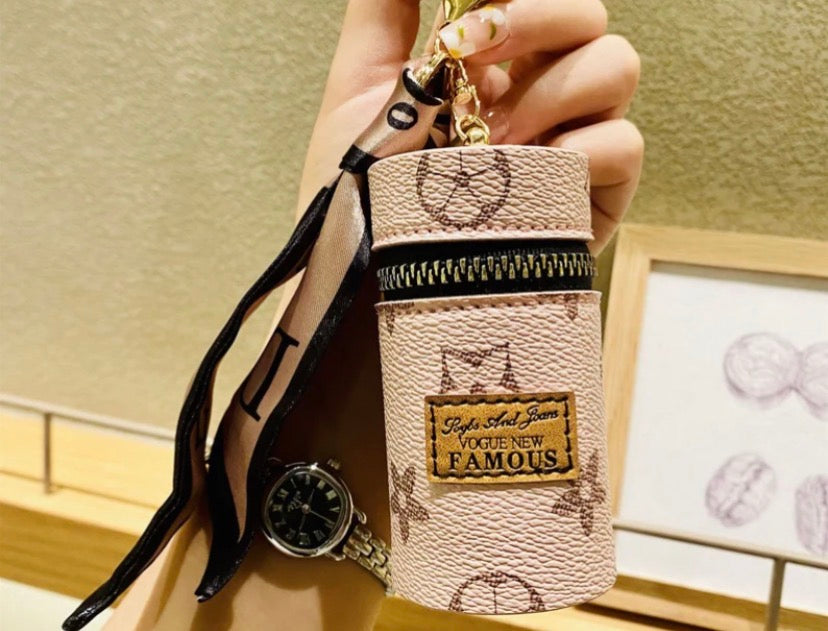Bucket keychain