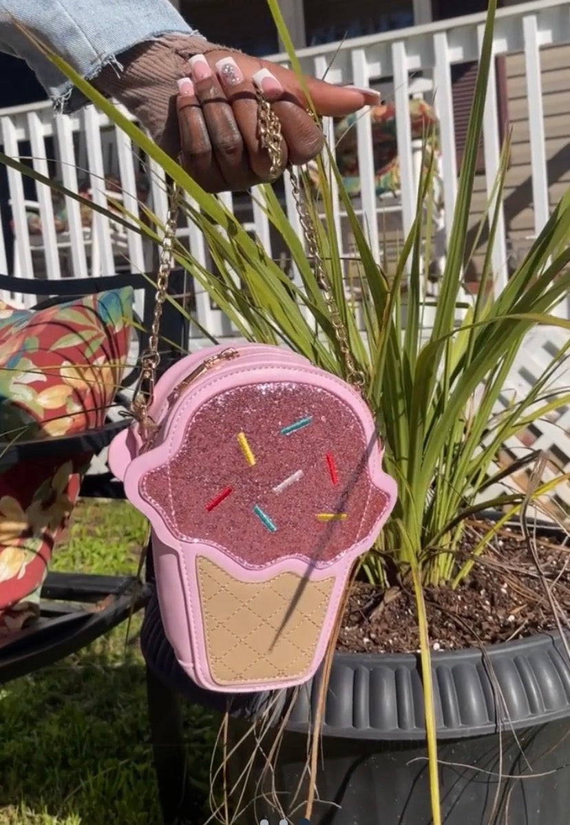 ICE CREAM PURSE
