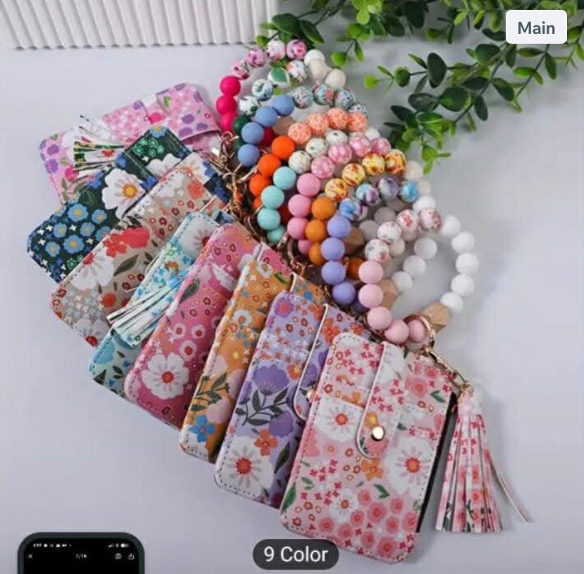 Wristlet keychain wallet